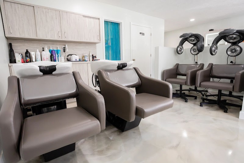 Photo of Pura Vida Salon