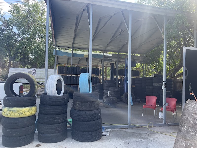Cruzcitos tire shop LLC photo 4
