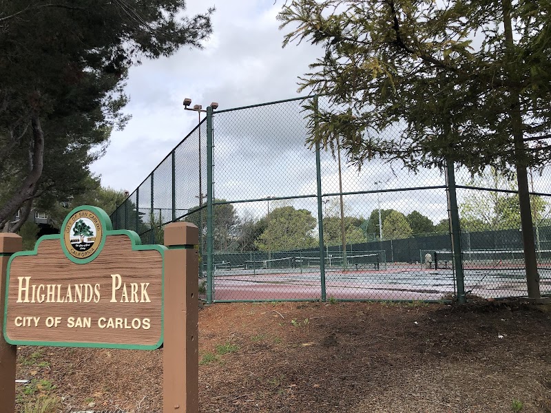 Tennis Courts | Highlands Park photo 4