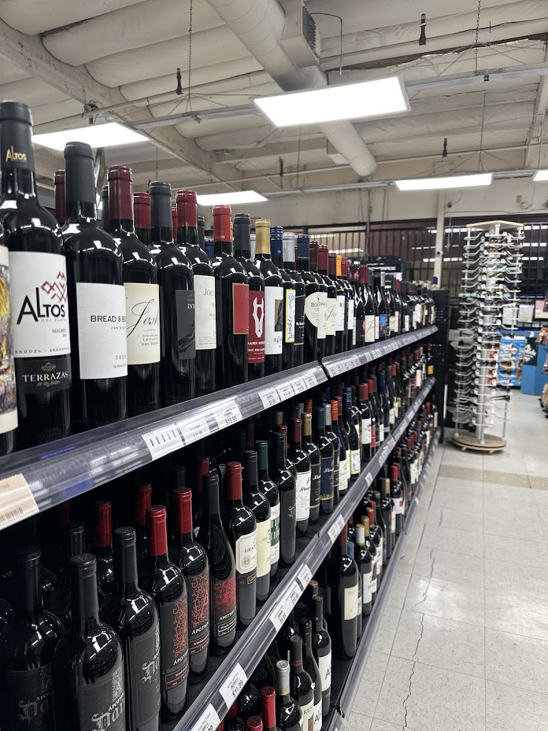 Bob's Discount Liquor photo 2