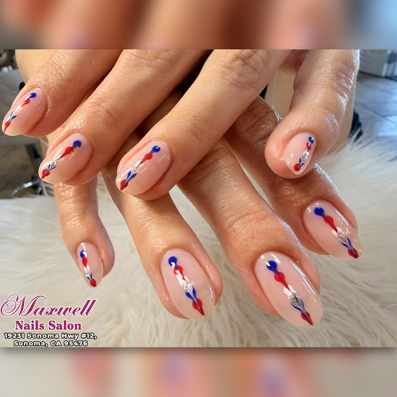 Maxwell Nails Salon photo 2