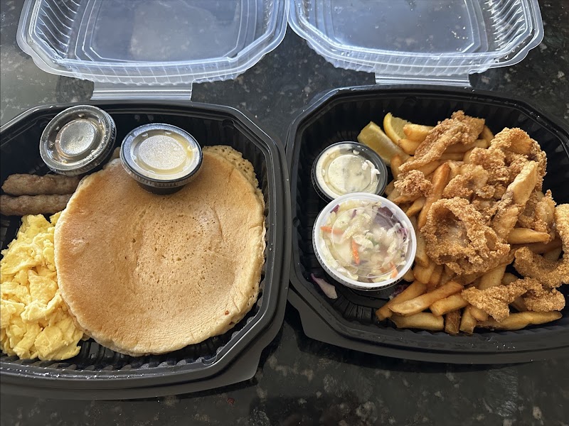 Huckleberry's Breakfast & Lunch photo 3