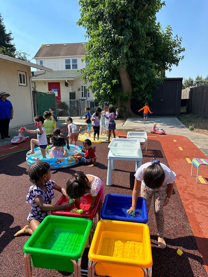 Safari Kid Hayward - Hesperian, Global Preschool, Afterschool, & Daycare photo 2