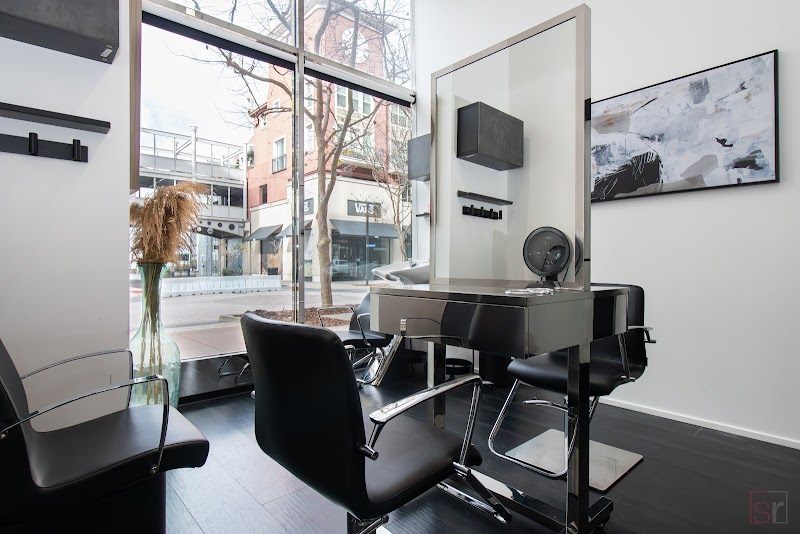 Salon Republic Emeryville photo 2