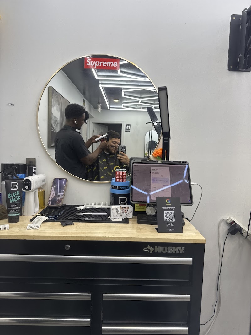 THE ANGEL BARBERSHOP photo 3