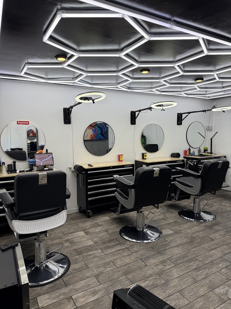 THE ANGEL BARBERSHOP photo 2