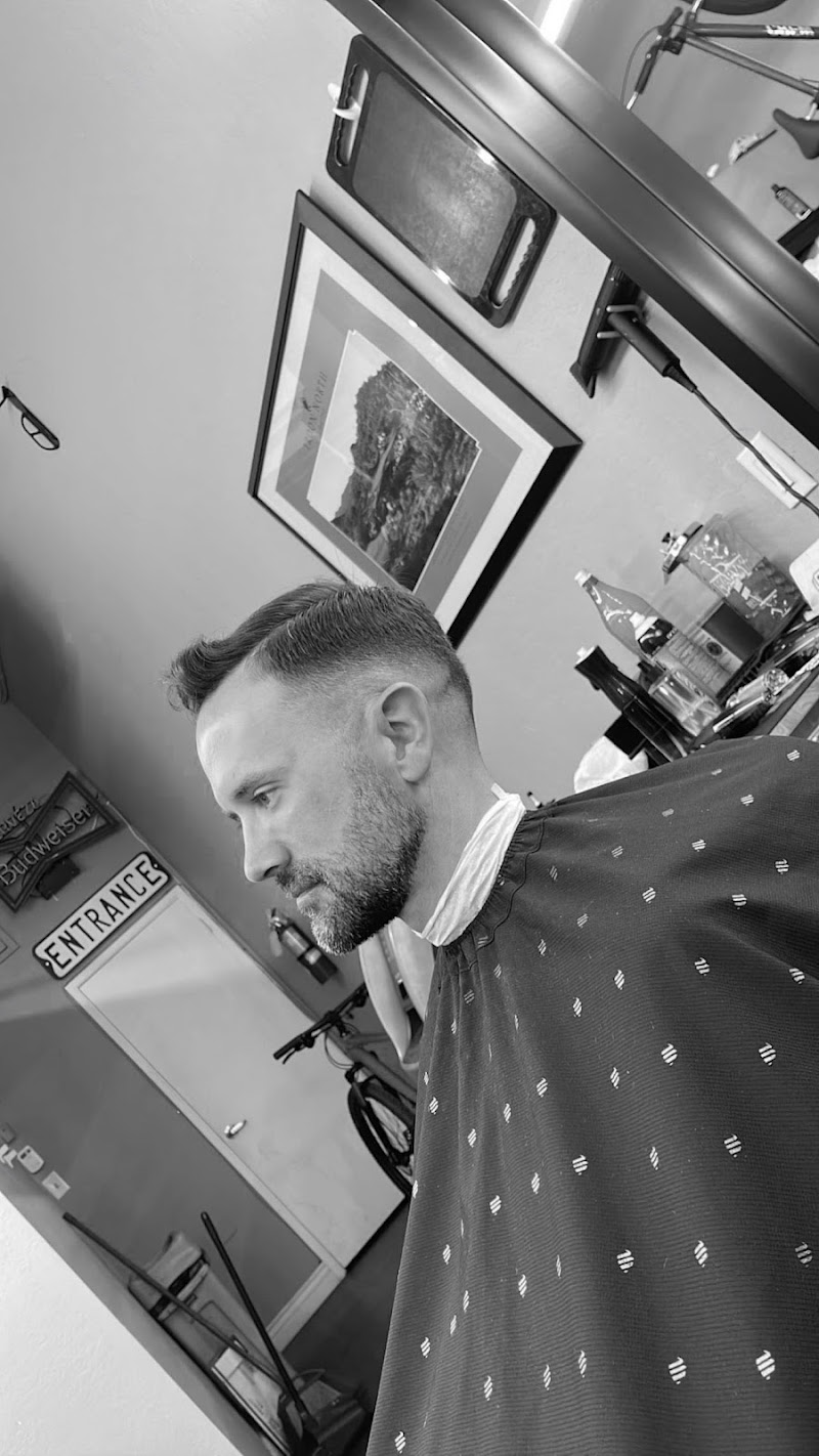 Coastline Barbershop photo 3