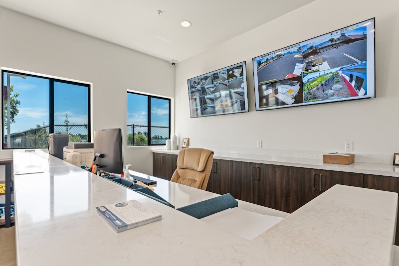Rio Vista Executive RV and Boat Storage photo 5
