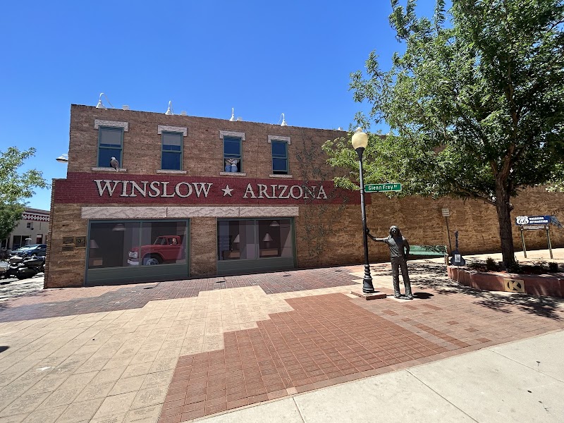 Winslow photo 3