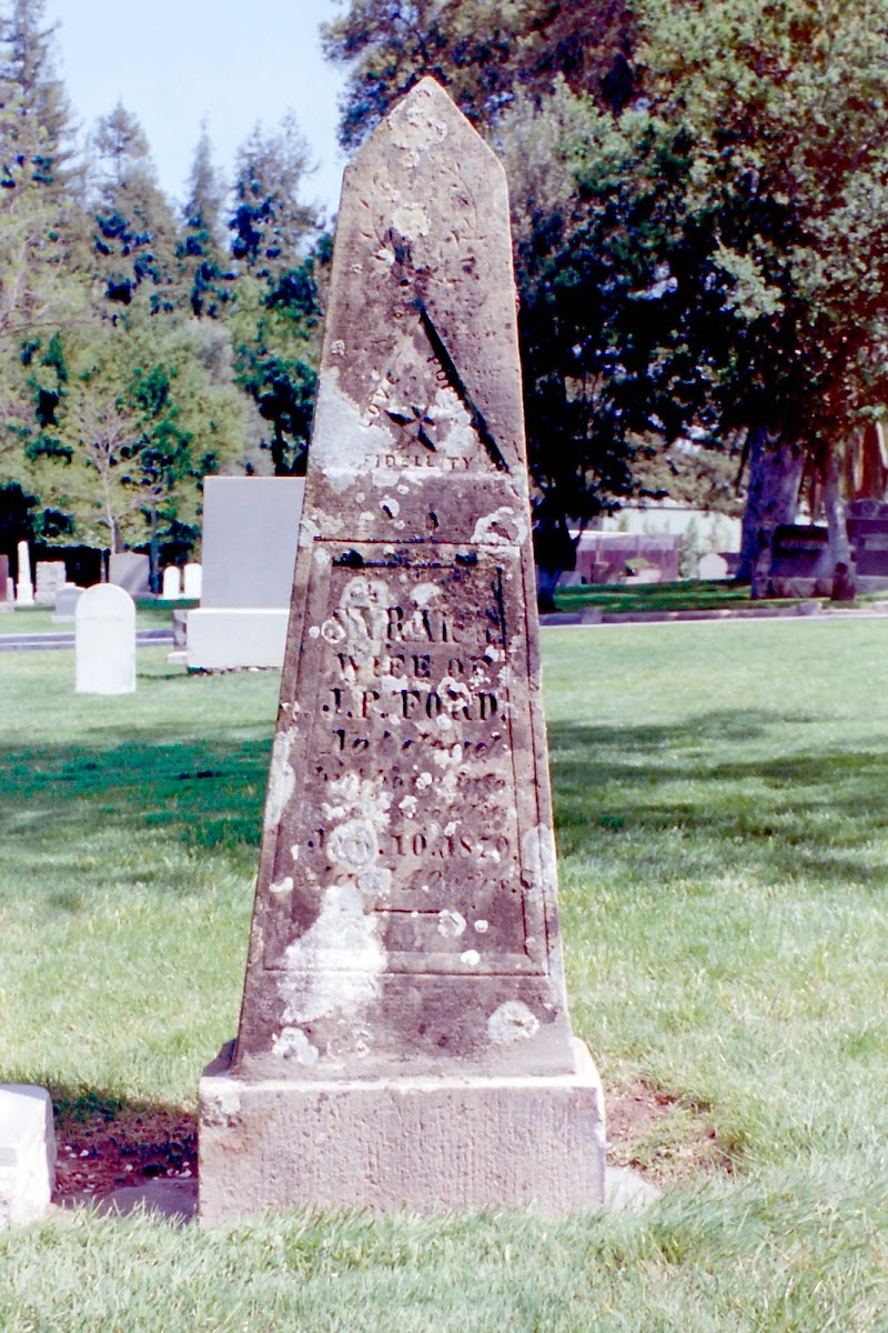 Madronia Cemetery photo 2