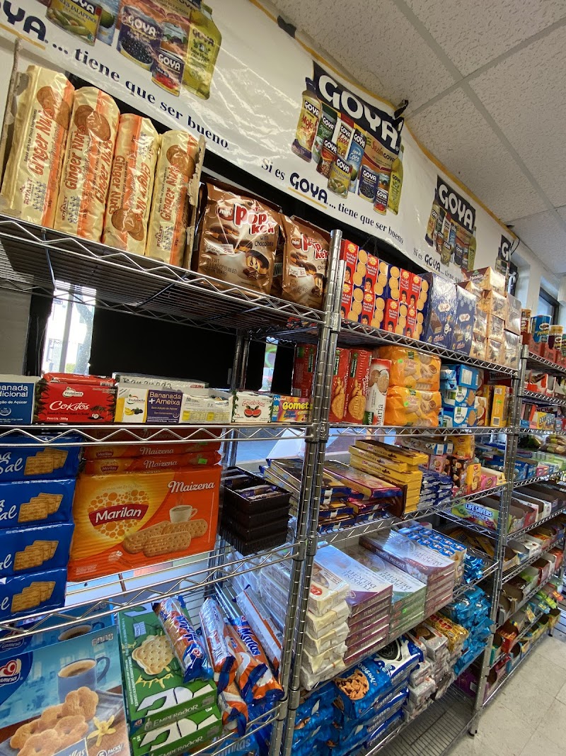 Amigos Market photo 5