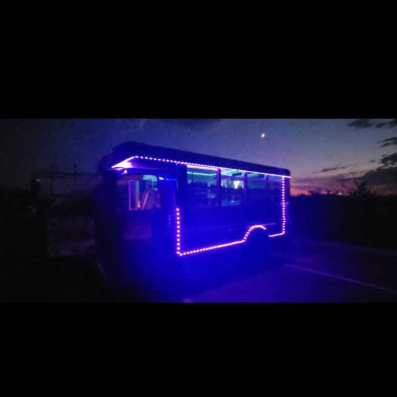 Buss'n Munchies Ice Cream Shop photo 5