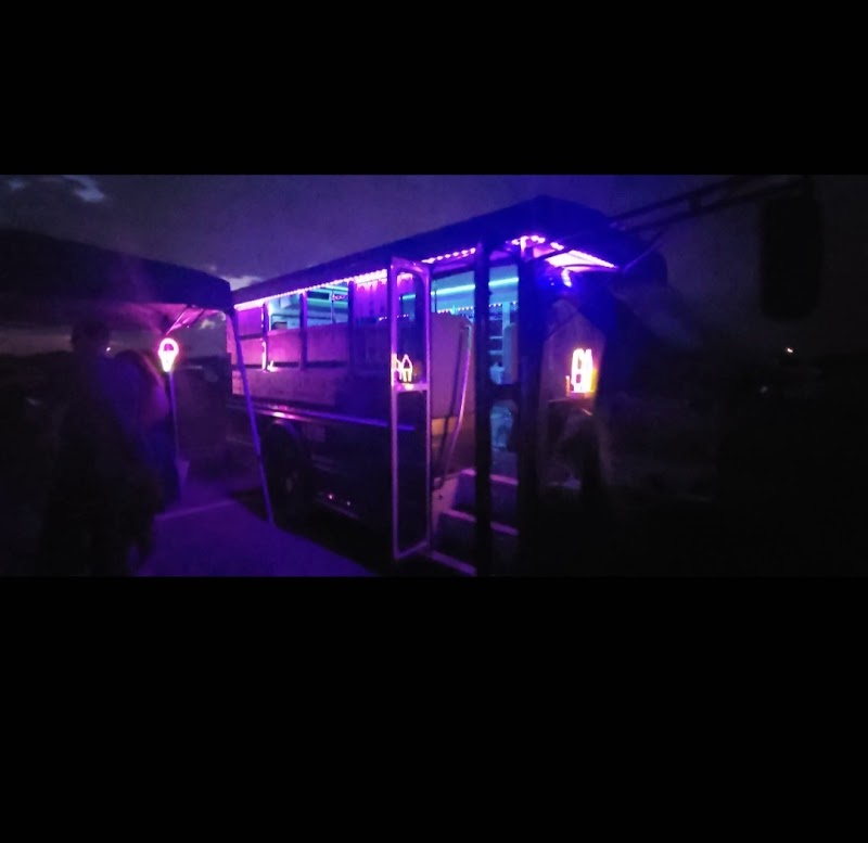 Buss'n Munchies Ice Cream Shop photo 4