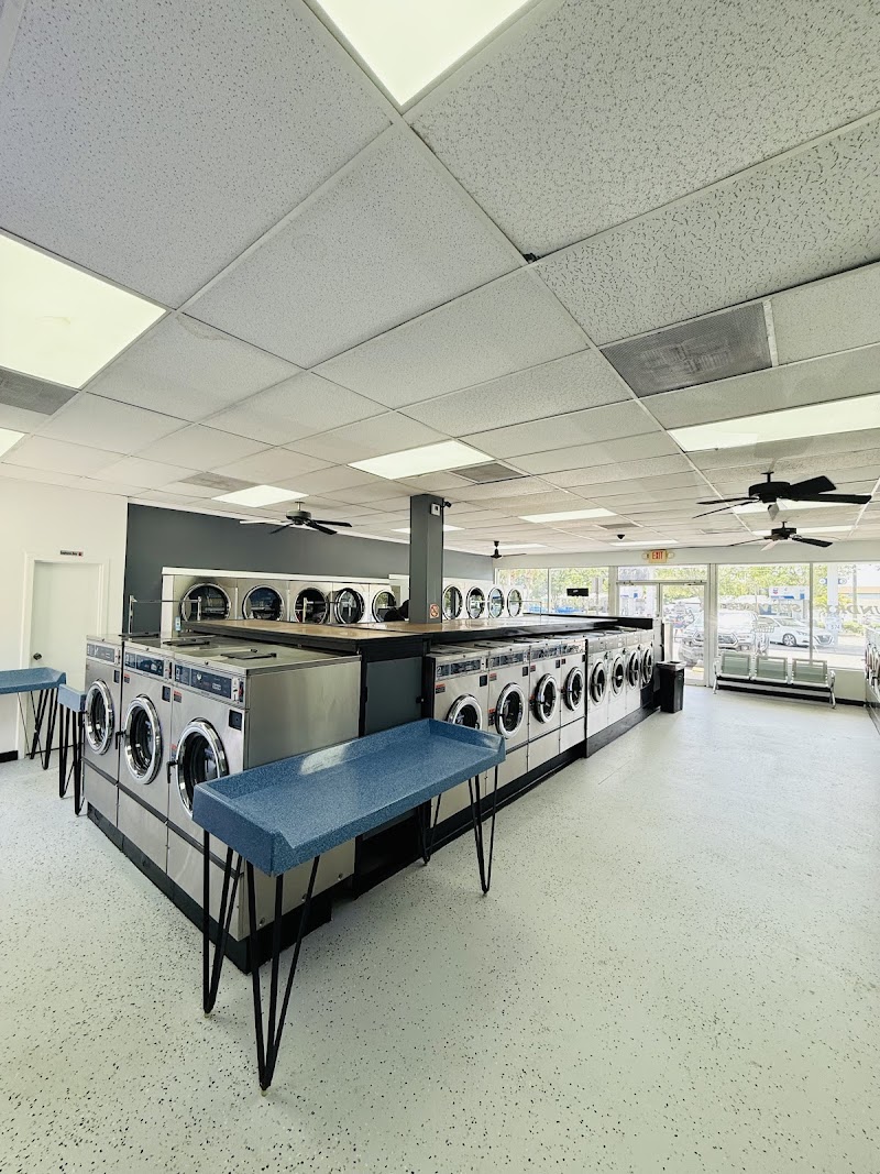 Happy Laundromat photo 4