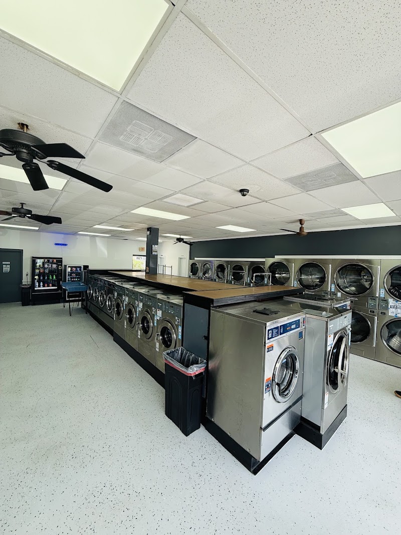 Happy Laundromat photo 3