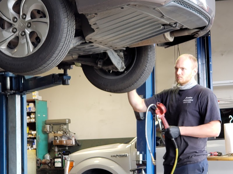 Sanders Automotive Servicenter photo 2