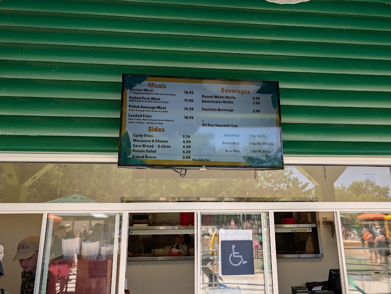 Lakeside Smokehouse photo 3