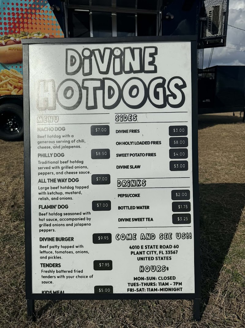 Divine Hotdogs photo 4