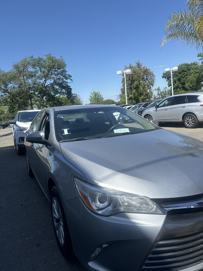 GT Auto Sales photo 4