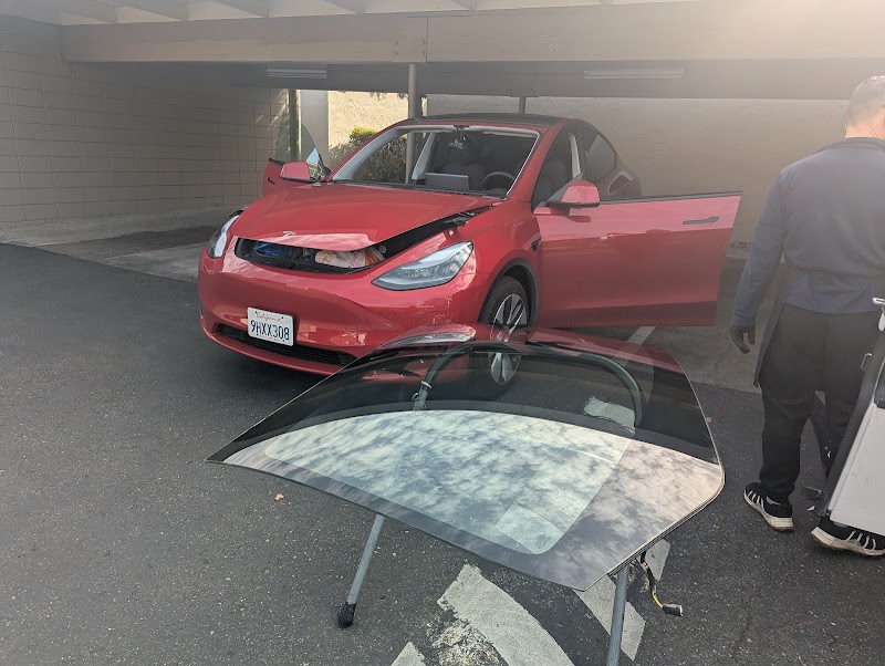 Alpha Auto Glass Inc. photo 2