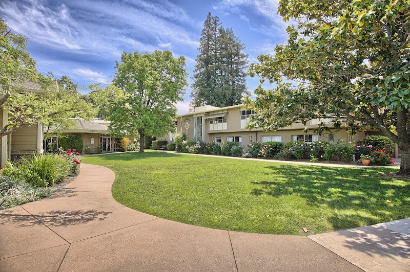 The Villas at Saratoga photo 2