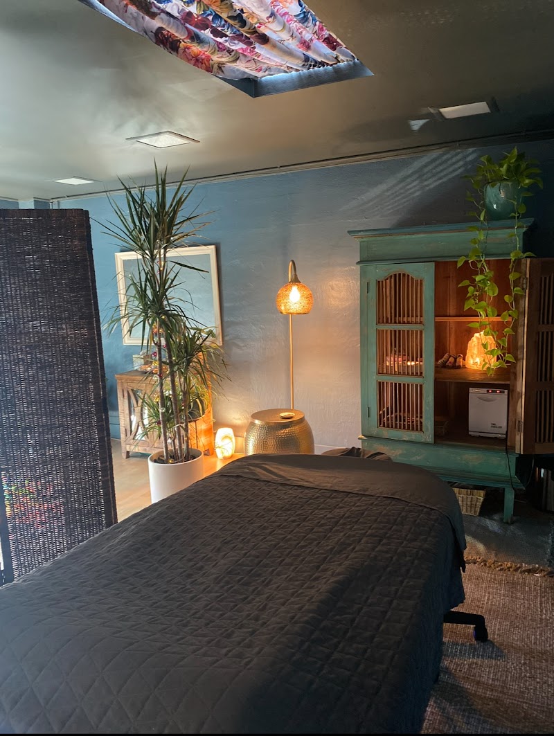 A. Wise Massage photo 2