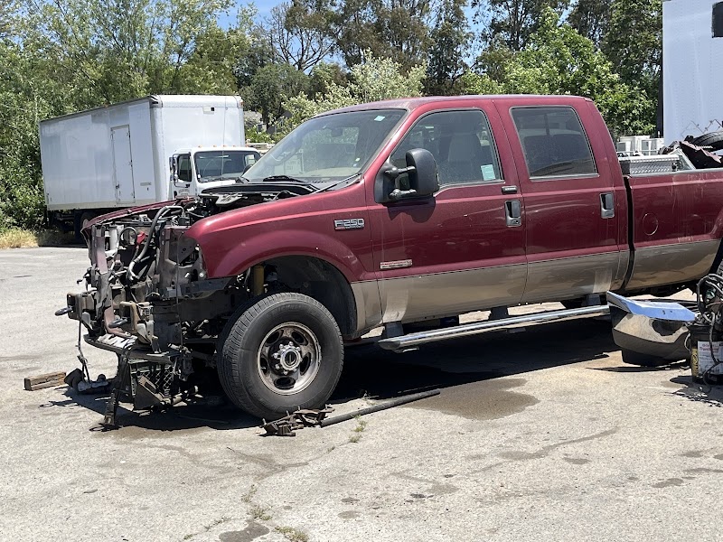 road service tires & diesel mechanic carlos photo 4