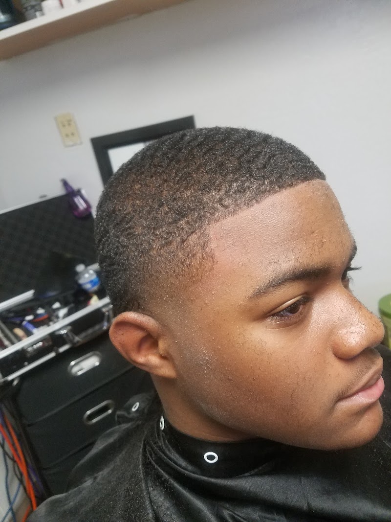 London Pope Barber Spa photo 4