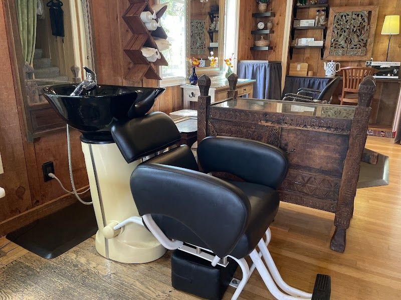 AshirA Salon photo 4