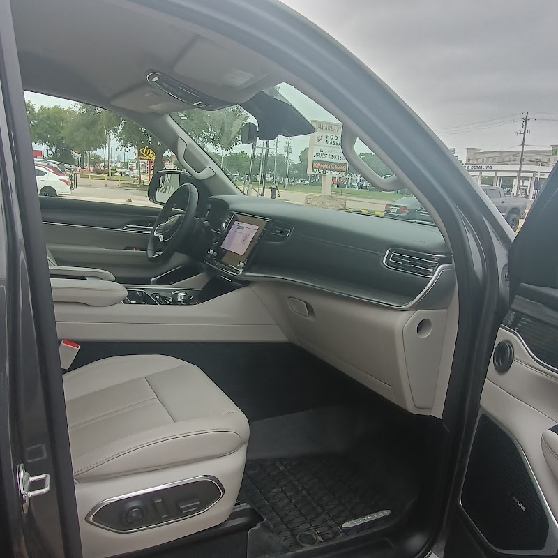 Enterprise Rent-A-Car photo 4