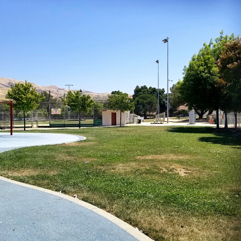 Jim Harvey Memorial Ball Park photo 2