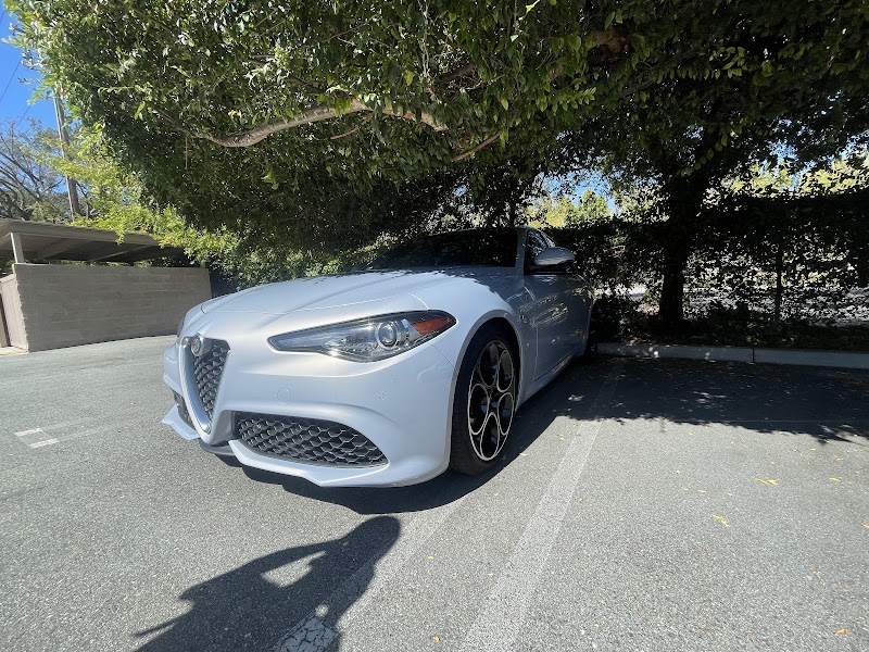 AutoSeek Monthly Car Rental photo 2