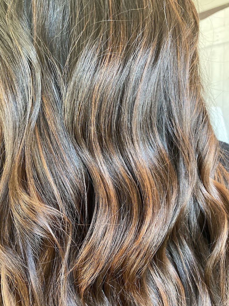 Holy Hair Salon photo 3