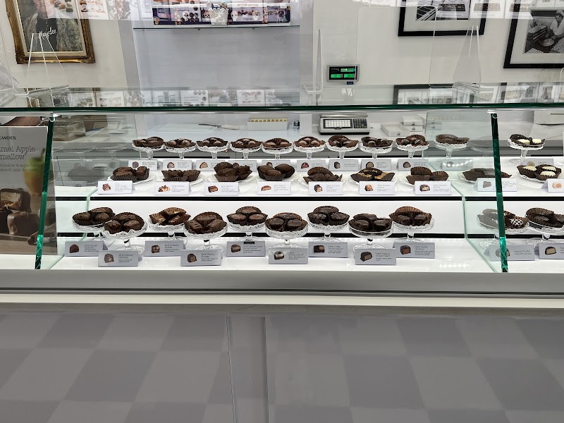 See's Candies photo 4