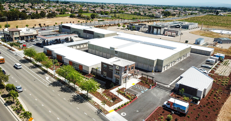 Oakley Gateway Self Storage photo 2