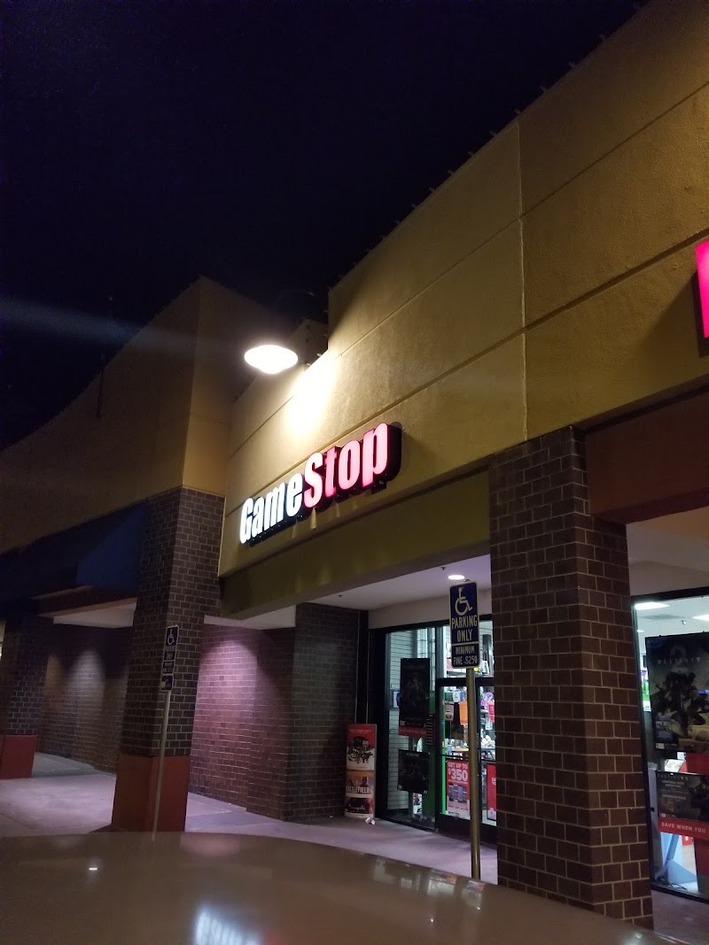 GameStop photo 4