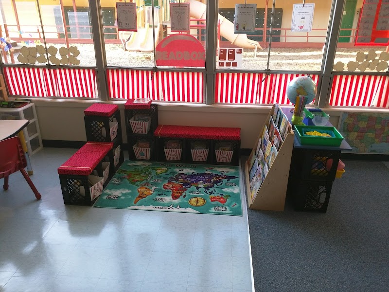 Mission Hills School Castro Valley ( TK-K 5Th) photo 4