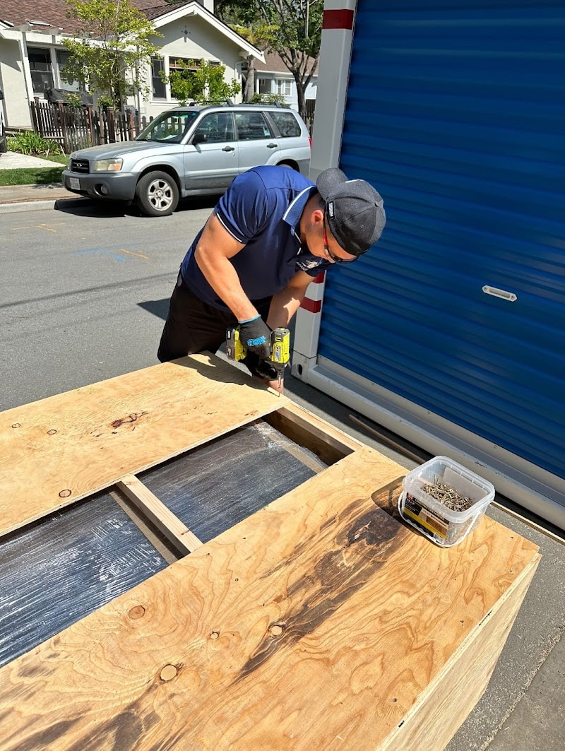 B2 Moving Company photo 3