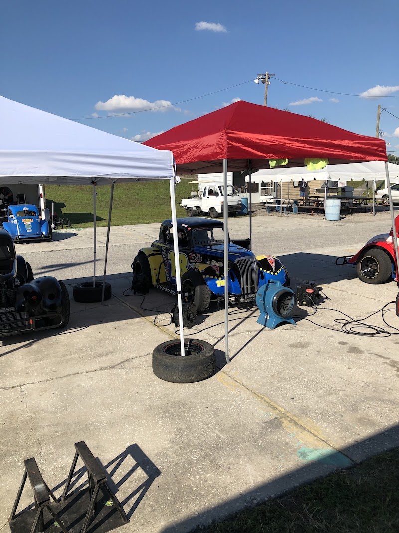 Photo of Dylan Brewer Racing/Shade Tree Garage