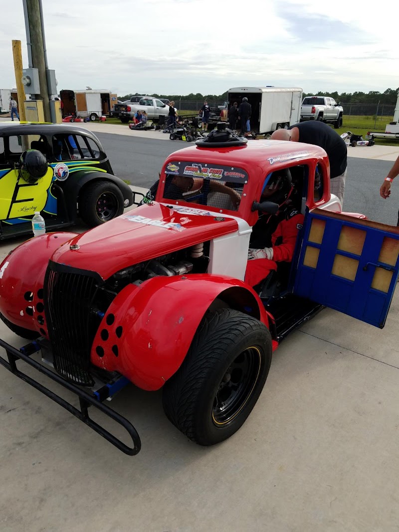 Dylan Brewer Racing/Shade Tree Garage photo 4