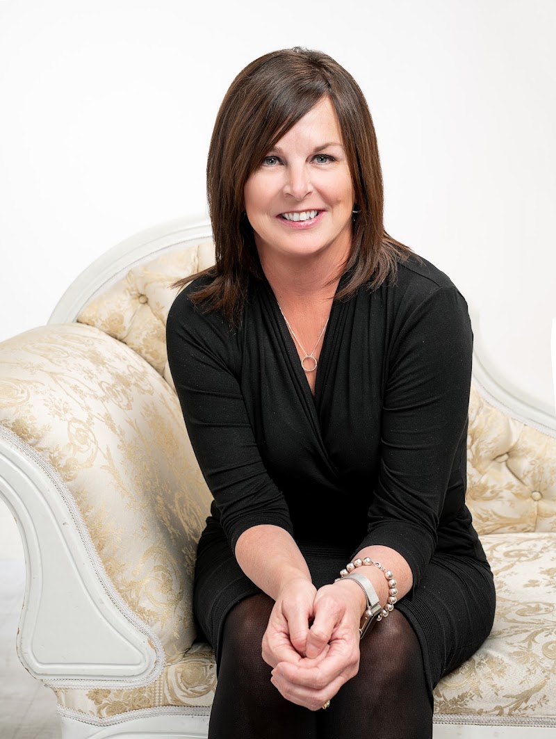 Holly Noto, Realtor photo 3