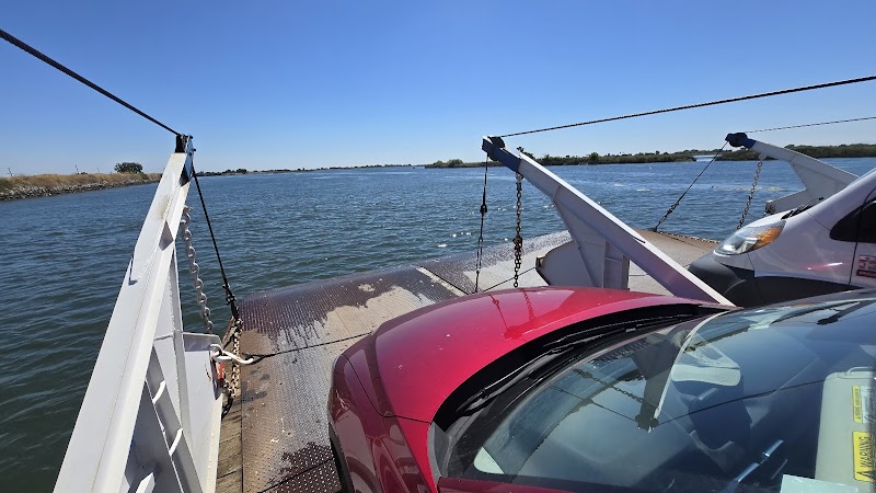 Bradford Island Ferry - West Landing photo 2