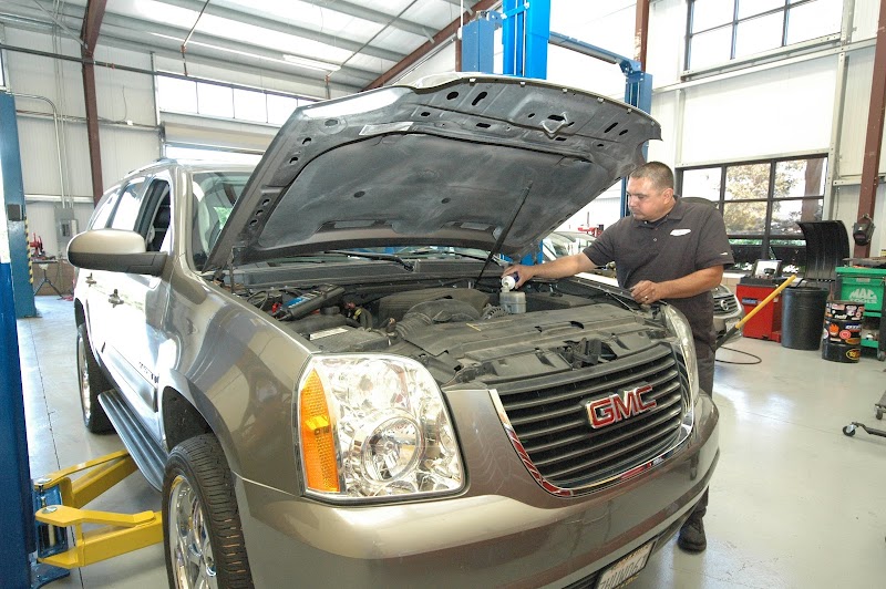Gilroy AutoWorks photo 2