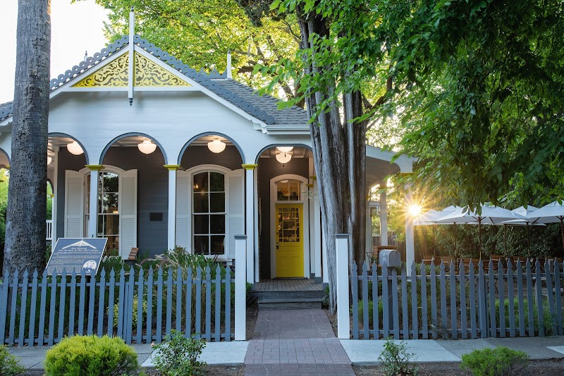 Brannan Cottage Inn photo 4