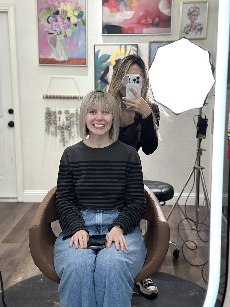 A'lure Hair Salon photo 4