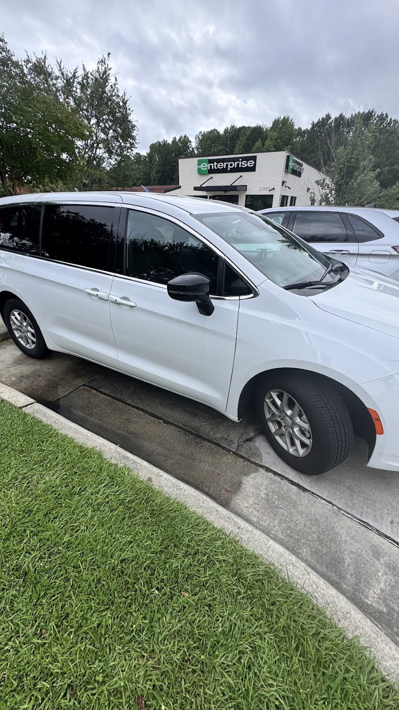 Enterprise Rent-A-Car photo 4