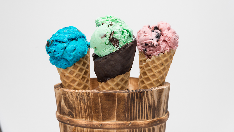 Larry's Ice Cream & Gelatos photo 2