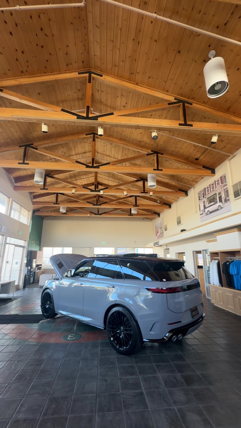 Land Rover Redwood City Service and Auto Parts photo 3