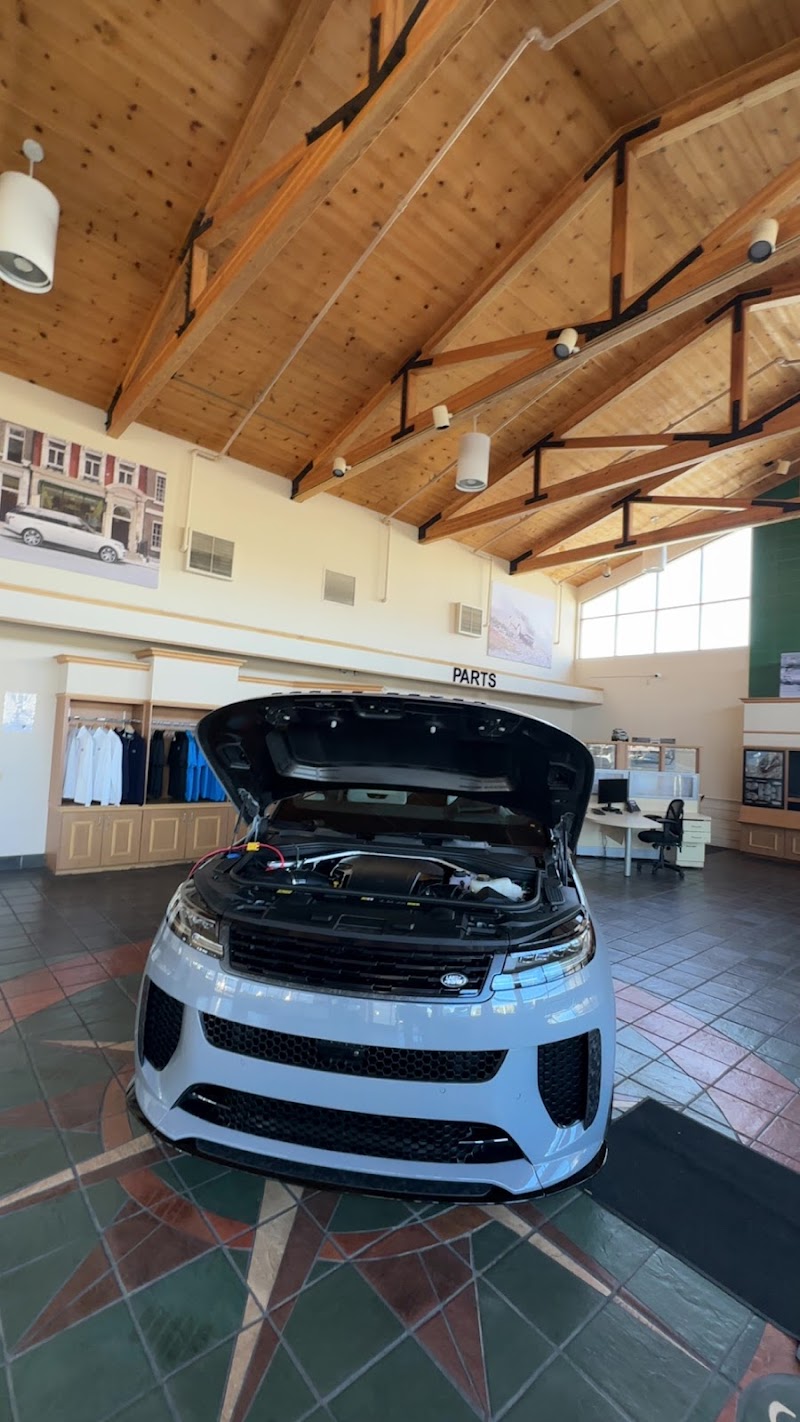 Land Rover Redwood City Service and Auto Parts photo 2