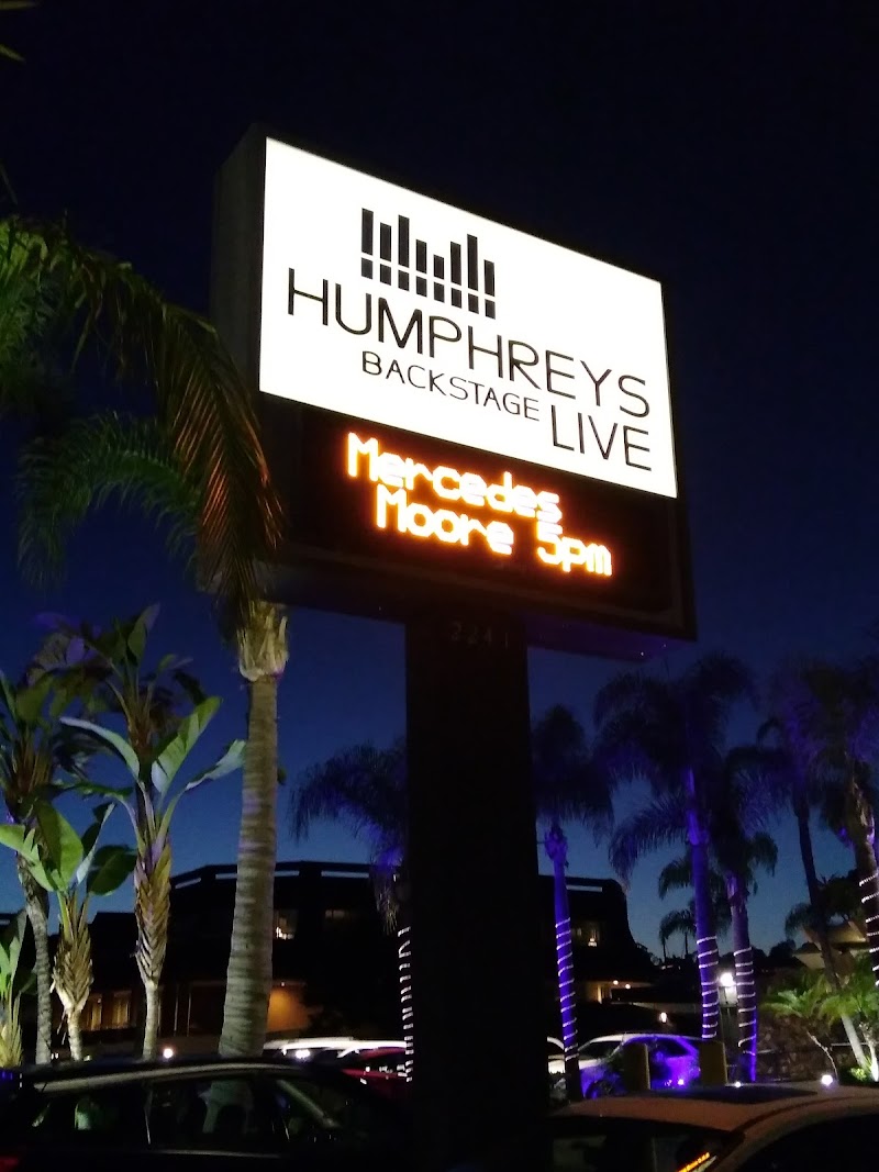 Humphreys Backstage Live photo 5